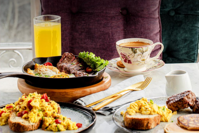 Las Bolena TeaRoom & Restaurant